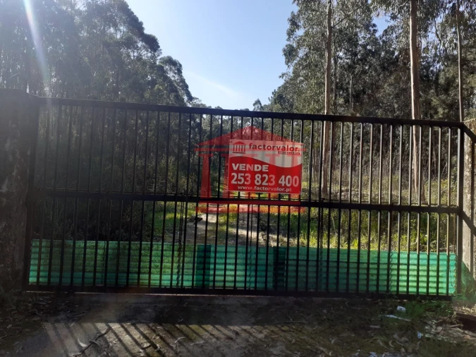 Terreno para Venda em Vila Chã Foto 12