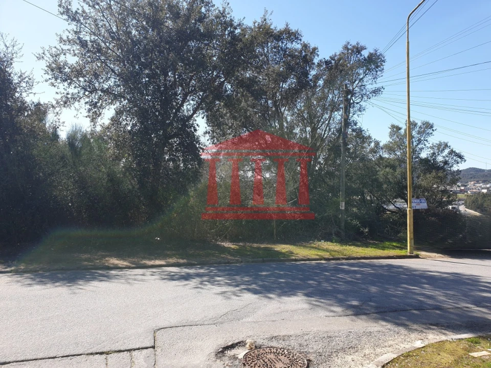 Terreno para Venda em Abade de Neiva Foto 4