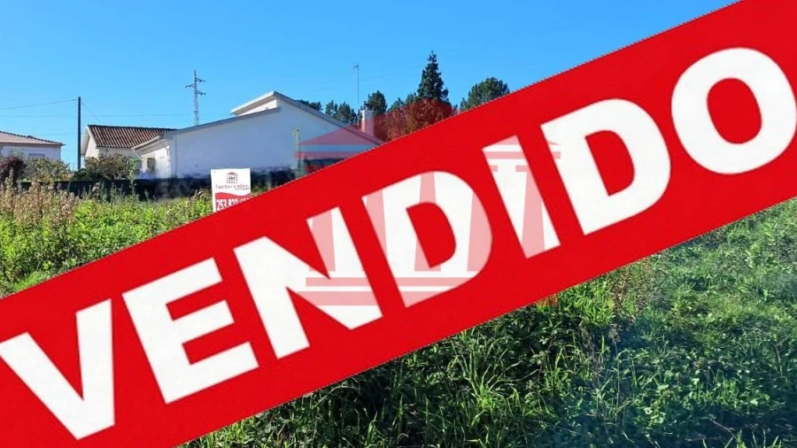 Terreno para Venda em Lama