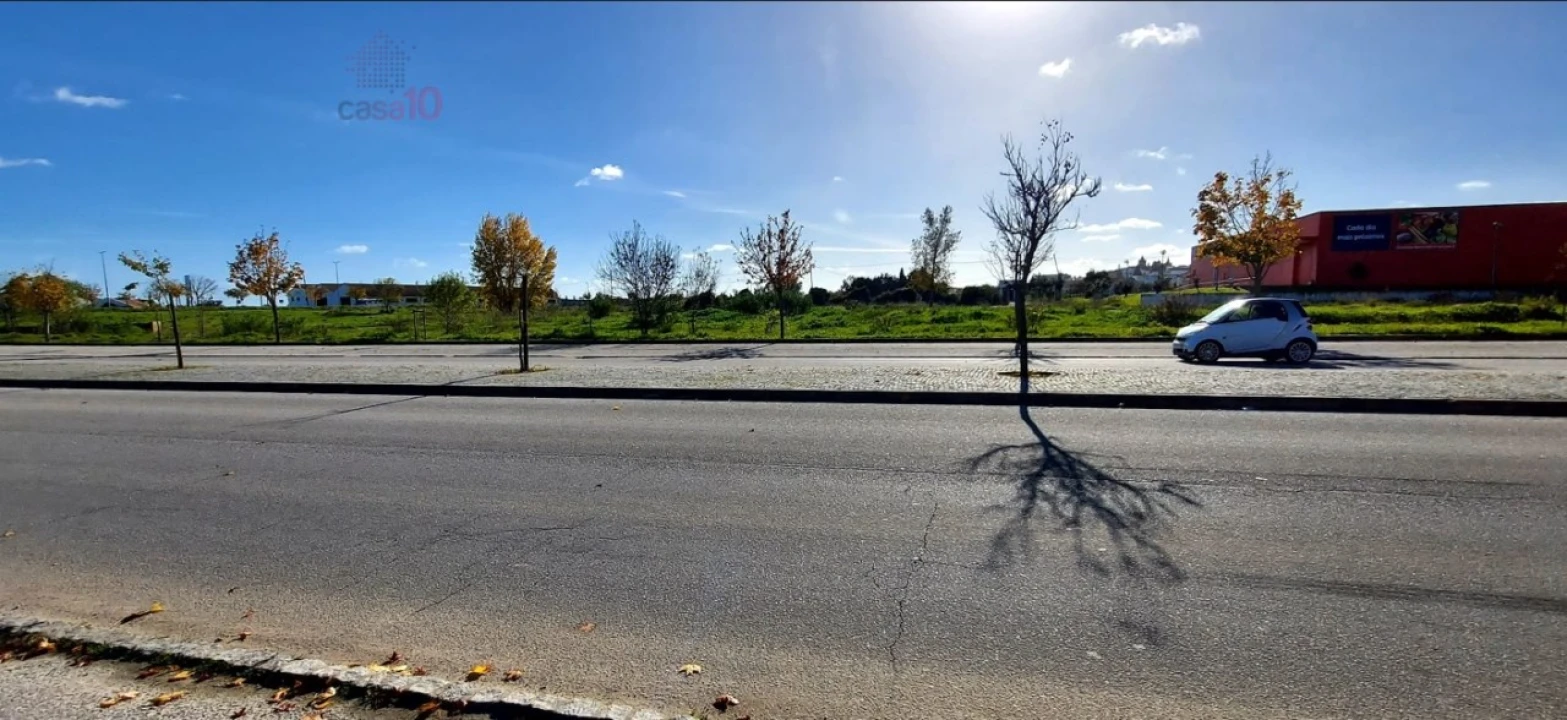 Terreno para Venda em Bacelo e Senhora da Saúde Foto 8
