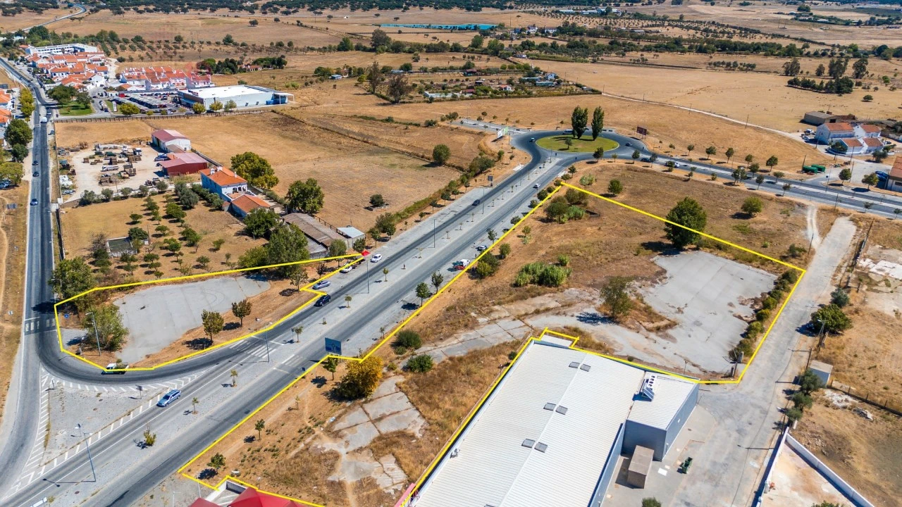 Terreno para Venda em Bacelo e Senhora da Saúde Foto 5