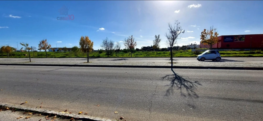 Terreno para Venda em Bacelo e Senhora da Saúde Foto 8
