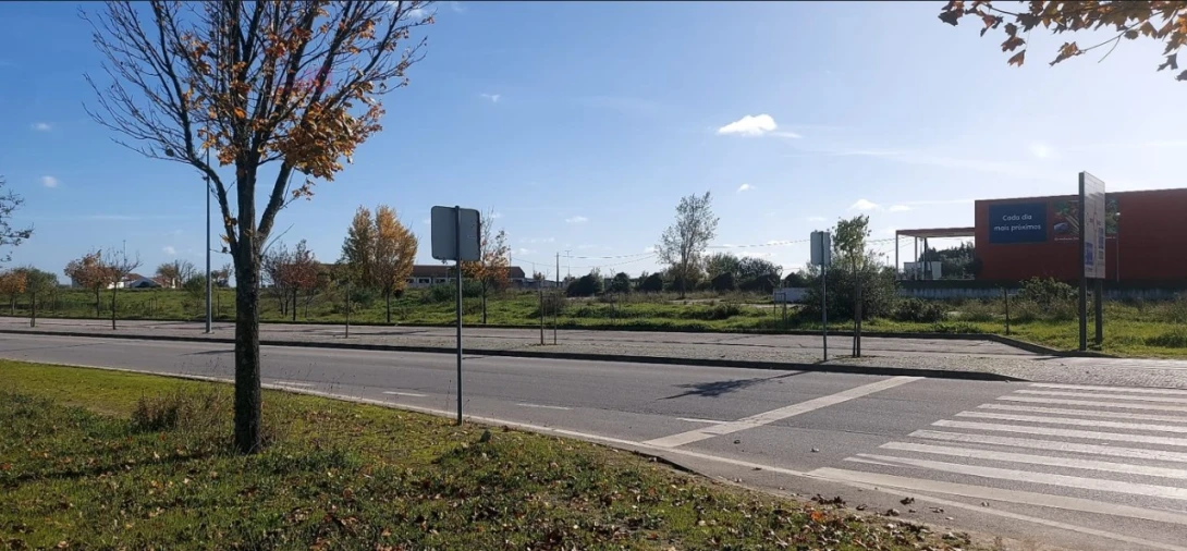 Terreno para Venda em Bacelo e Senhora da Saúde Foto 10