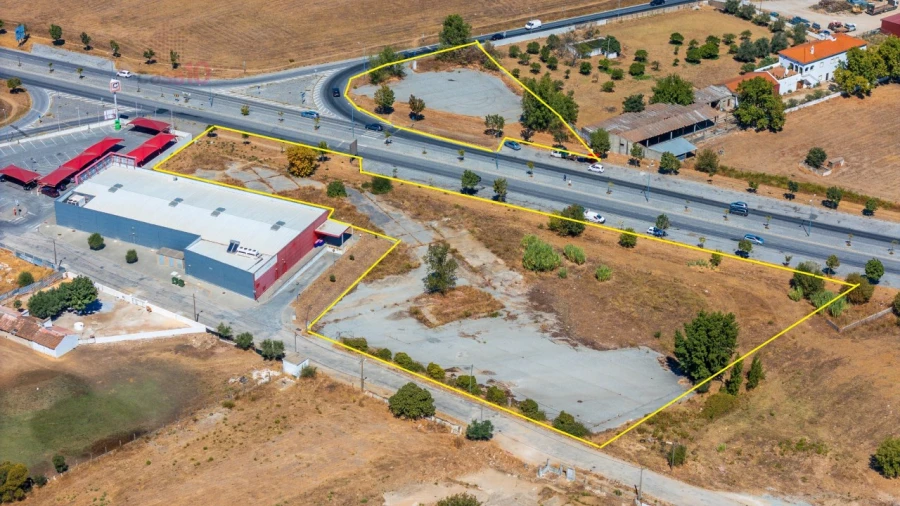 Terreno para Venda em Bacelo e Senhora da Saúde Foto 2