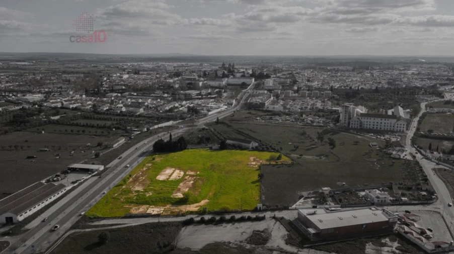 Terreno para Venda em Bacelo e Senhora da Saúde Foto 2