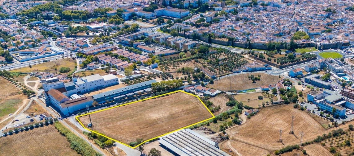 Terreno para Venda em Bacelo e Senhora da Saúde Foto 2