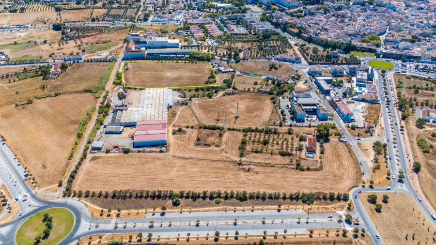 Terreno para Venda em Bacelo e Senhora da Saúde Foto 5