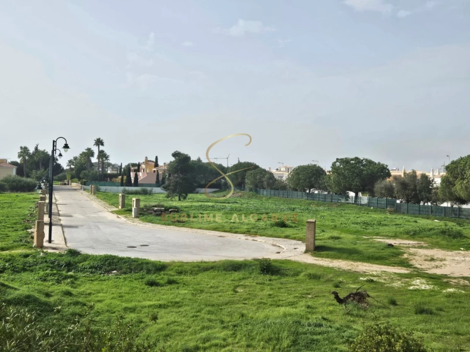 Terreno para Venda em Lagos (São Sebastião e Santa Maria) Foto 12