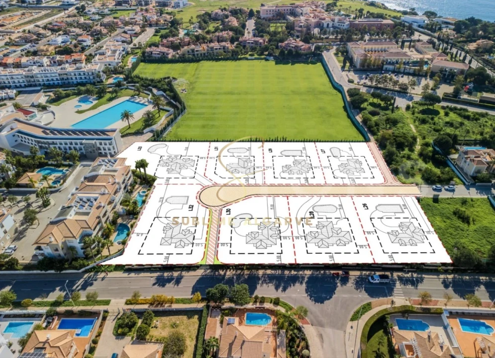 Terreno para Venda em Lagos (São Sebastião e Santa Maria) Foto 1