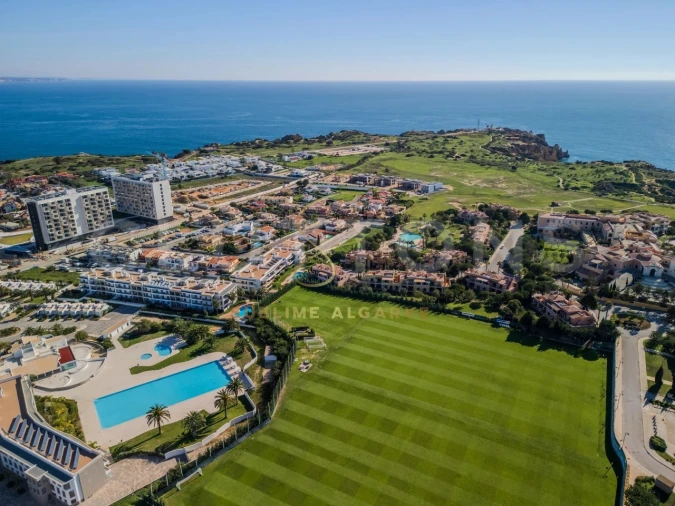 Terreno para Venda em Lagos (São Sebastião e Santa Maria) Foto 2