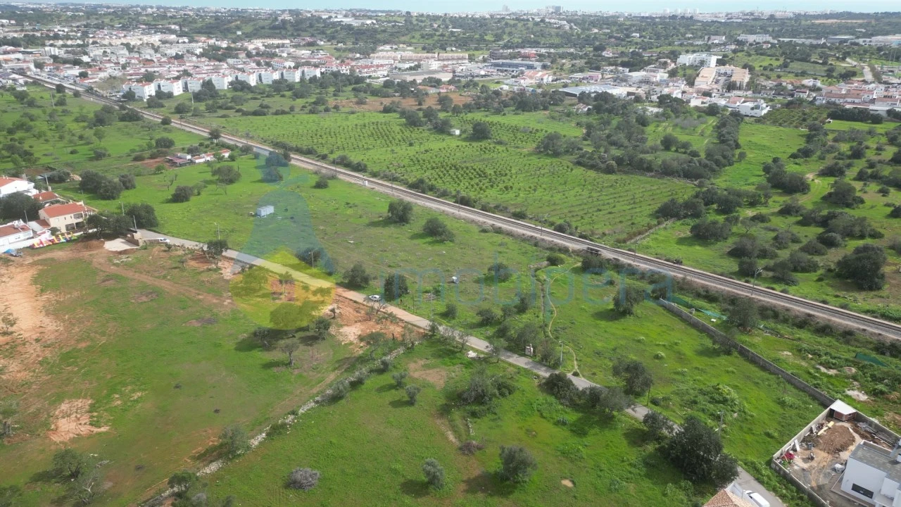 Terreno para Venda em Ferreiras Foto 4