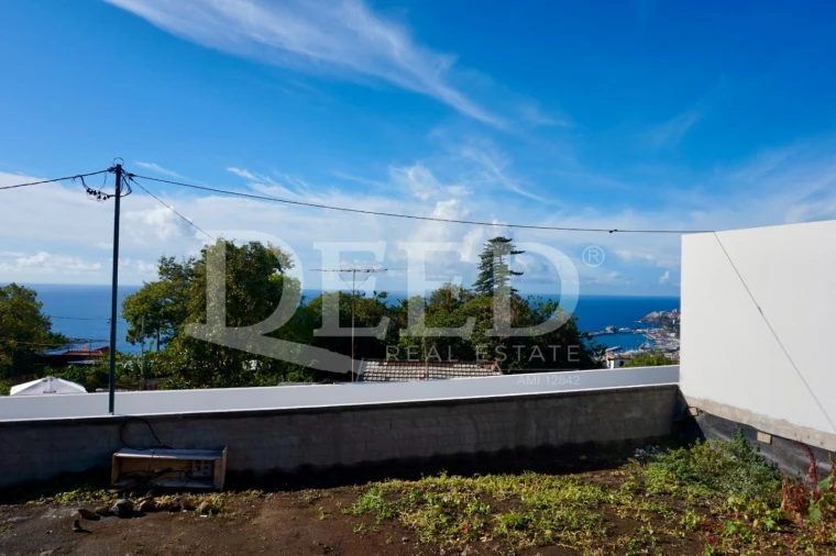 Terreno para Venda em Funchal (Santa Maria Maior) Foto 2