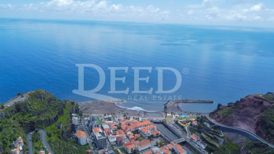 Terreno para Venda em Ribeira Brava Foto 4
