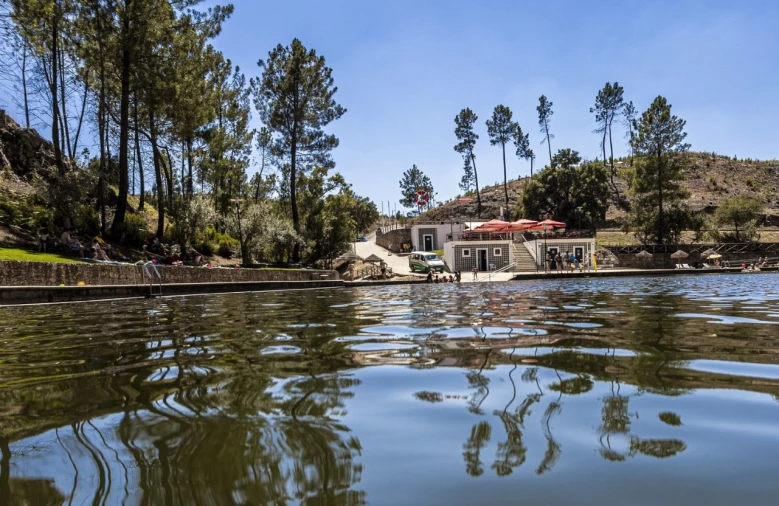 Terreno para Venda em Carvoeiro Foto 17
