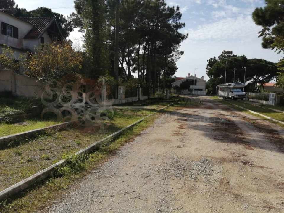 Terreno para Venda em Sesimbra (Castelo) Foto 4