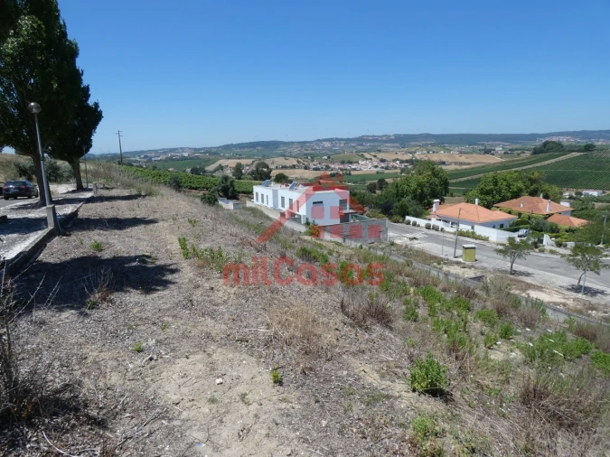 Terreno para Venda em Carvoeira e Carmões Foto 4