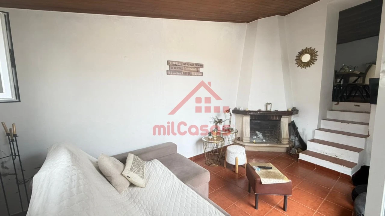 Moradia T2 para Venda em Maxial e Monte Redondo Foto 10