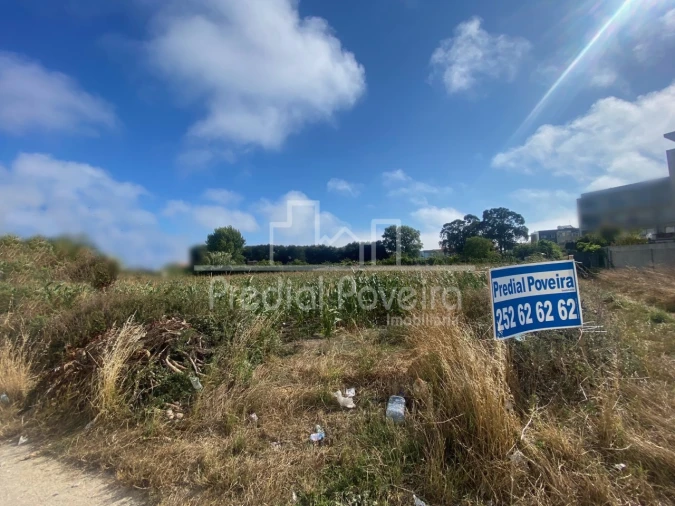 Terreno para Venda em Póvoa de Varzim, Beiriz e Argivai Foto 2