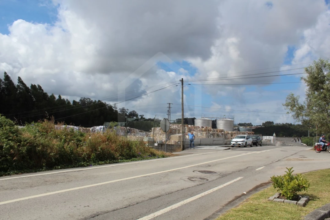 Terreno para Venda em São Paio de Oleiros Foto 5