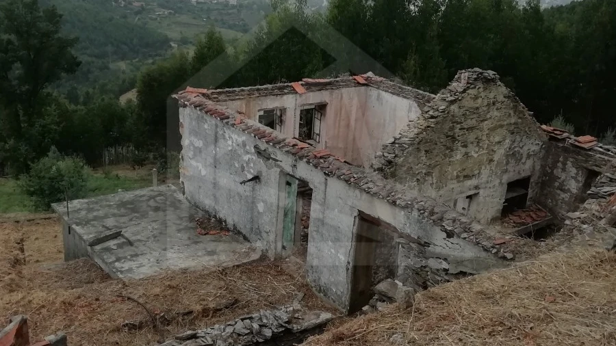 Terreno para Venda em Raiva, Pedorido e Paraíso