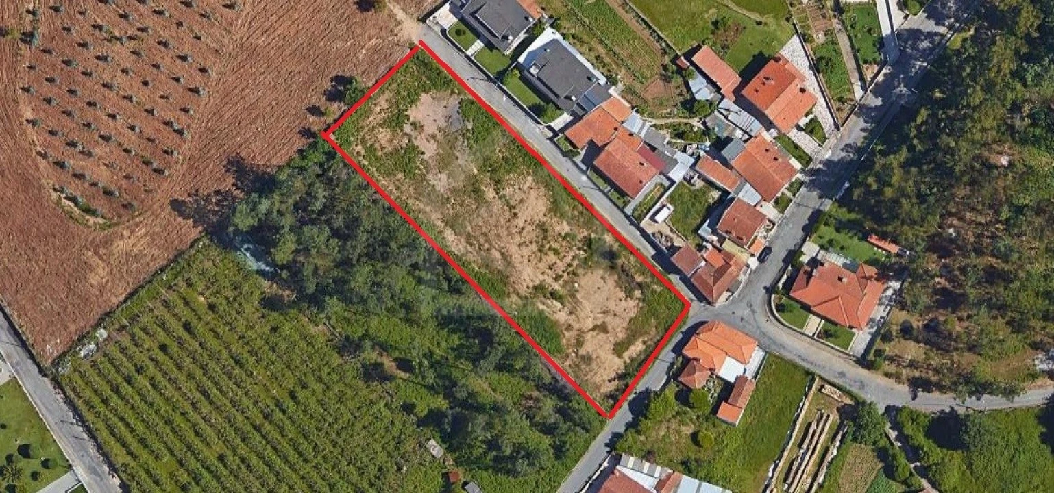 Terreno para Venda em São João de Ver Foto 1