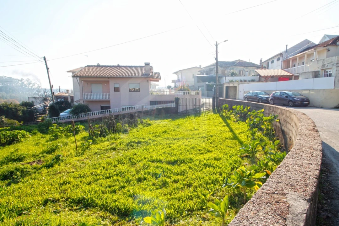 Terreno para Venda em Nogueira do Cravo e Pindelo Foto 2