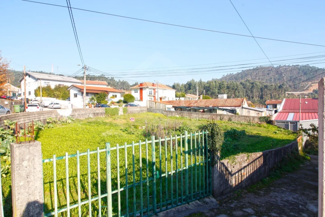Terreno para Venda em Nogueira do Cravo e Pindelo Foto 4