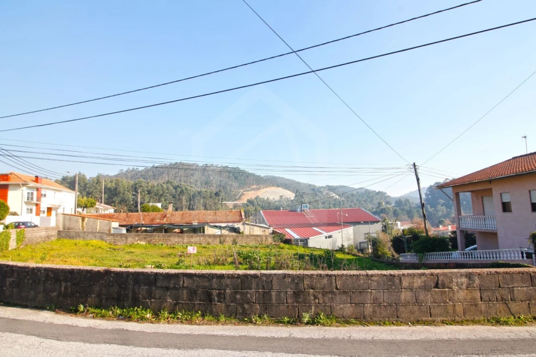 Terreno para Venda em Nogueira do Cravo e Pindelo Foto 5
