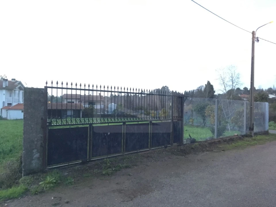 Terreno para Venda em São João de Ver Foto 2