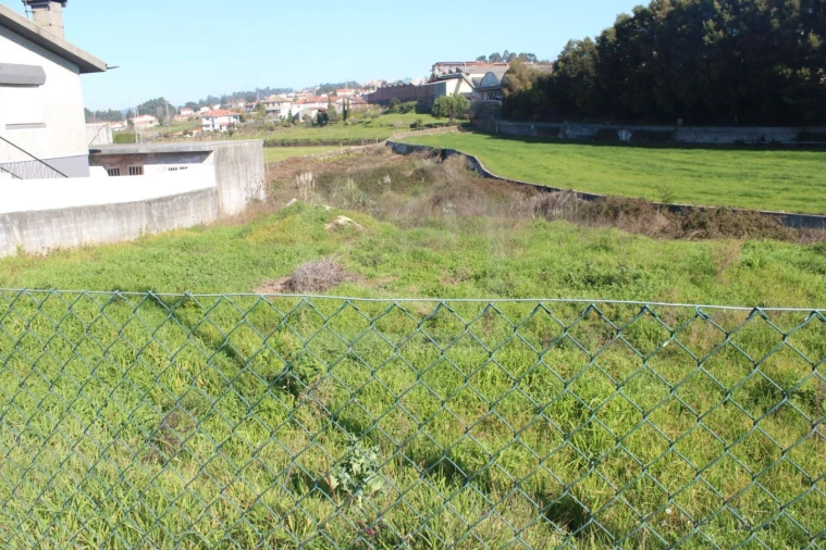 Terreno para Venda em Arrifana Foto 3
