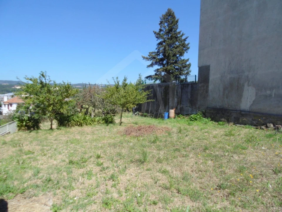 Terreno para Venda em São João da Madeira Foto 5