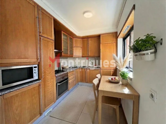 Apartamento T1 para Venda em Parque das Nações Foto 2