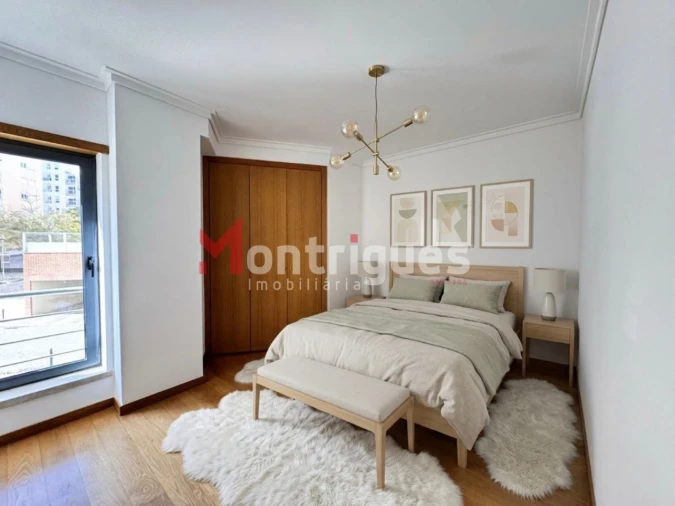 Apartamento T1 para Venda em Parque das Nações Foto 3