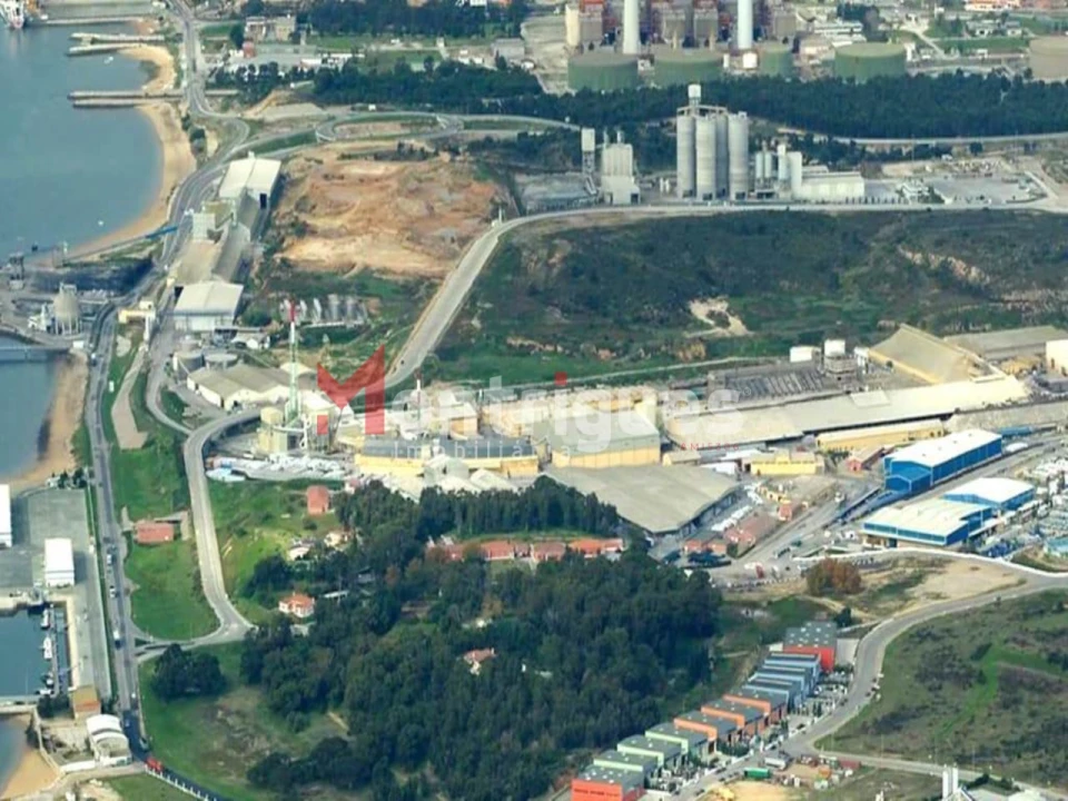 Terreno para Venda em Sado Foto 1