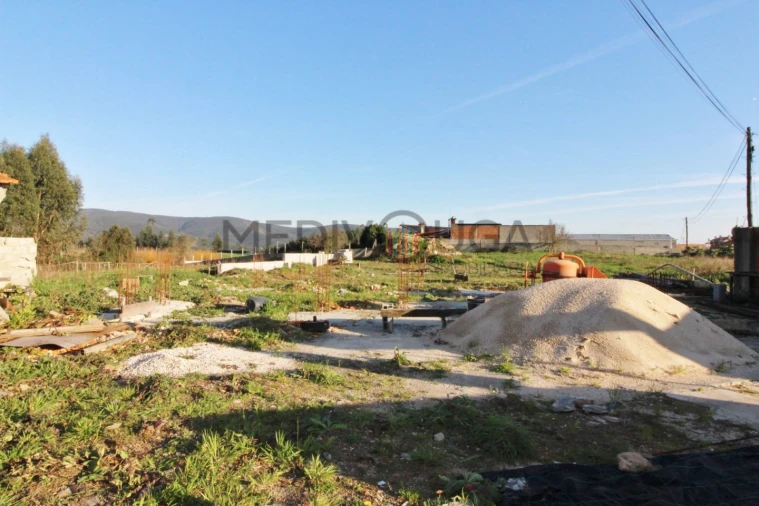 Terreno para Venda em Águeda e Borralha