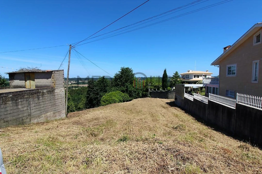 Terreno para Venda em Trofa, Segadães e Lamas do Vouga Foto 2