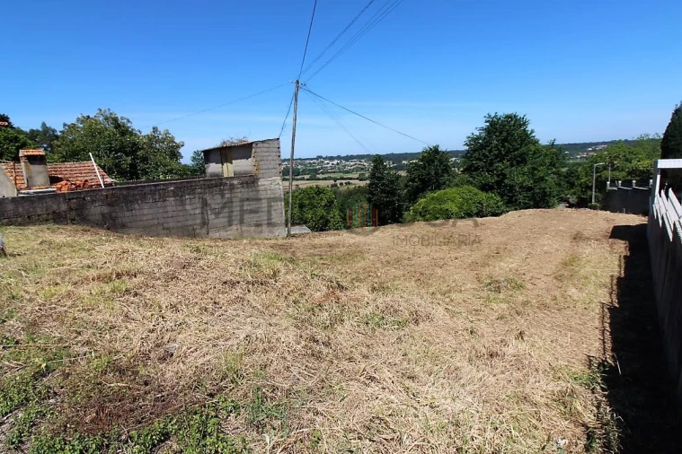 Terreno para Venda em Trofa, Segadães e Lamas do Vouga Foto 1