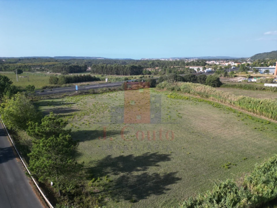 Terreno para Venda em Tornada e Salir do Porto Foto 16