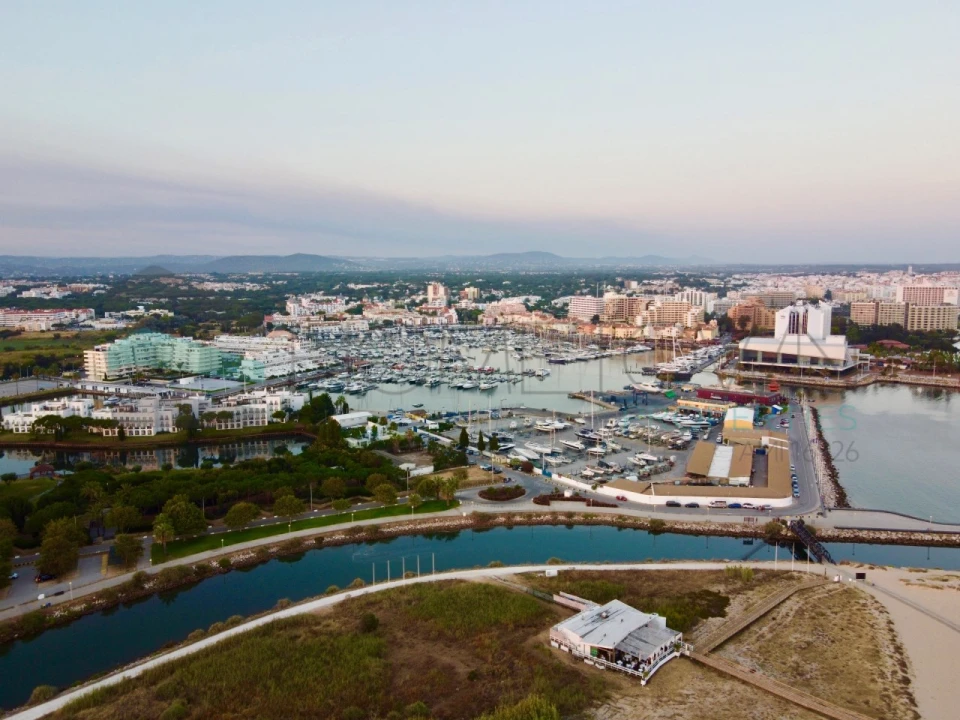 Terreno para Venda em Quarteira Foto 15