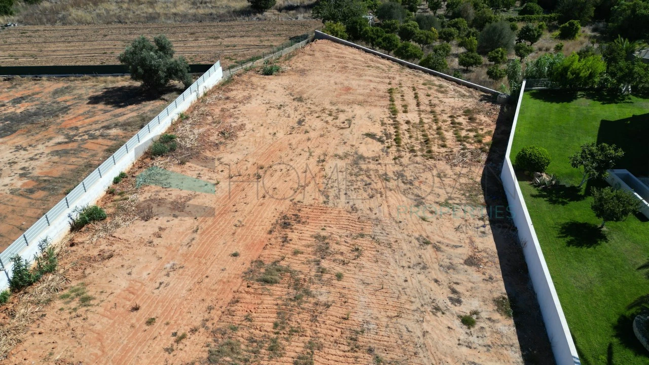 Terreno para Venda em Alvor Foto 12