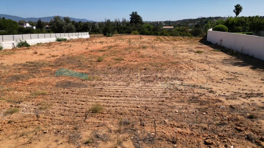 Terreno para Venda em Alvor Foto 10