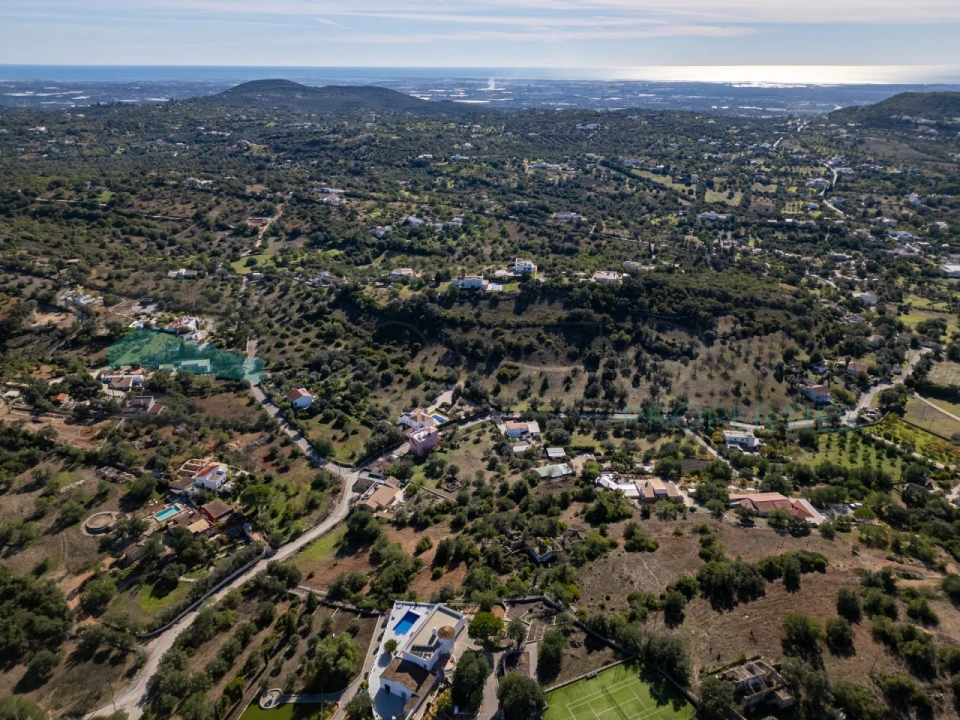 Terreno para Venda em Santa Barbara de Nexe Foto 10