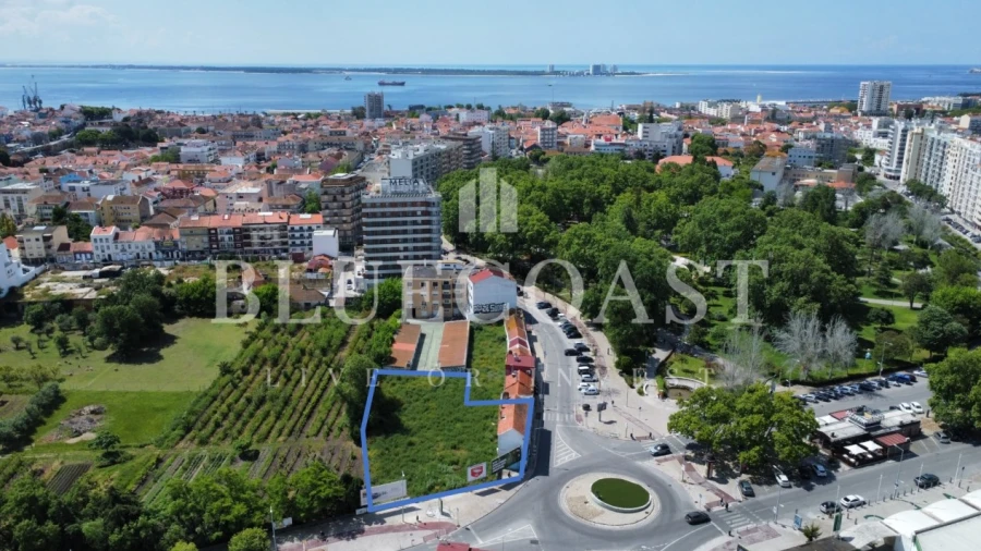 Terreno para Venda em União das Freguesias de Setúbal