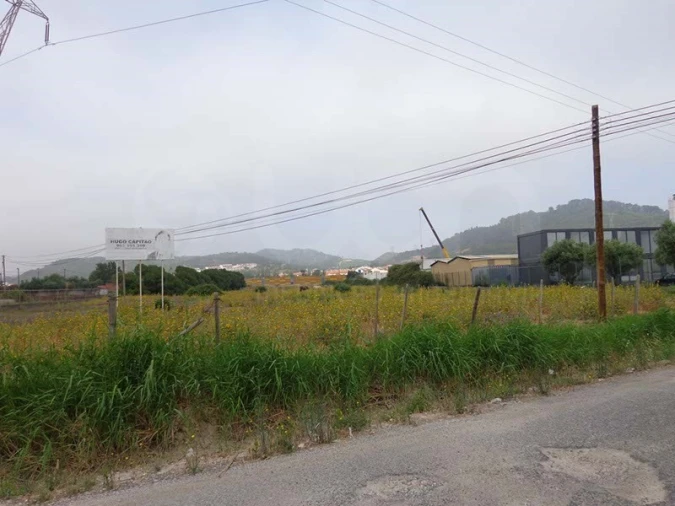 Terreno para Venda em Castanheira do Ribatejo e Cachoeiras Foto 1