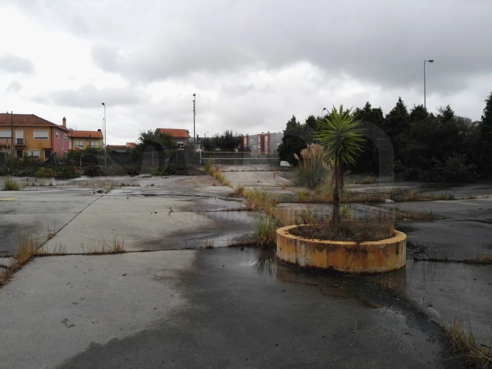 Terreno para Venda em Custóias, Leça do Balio e Guifões Foto 4