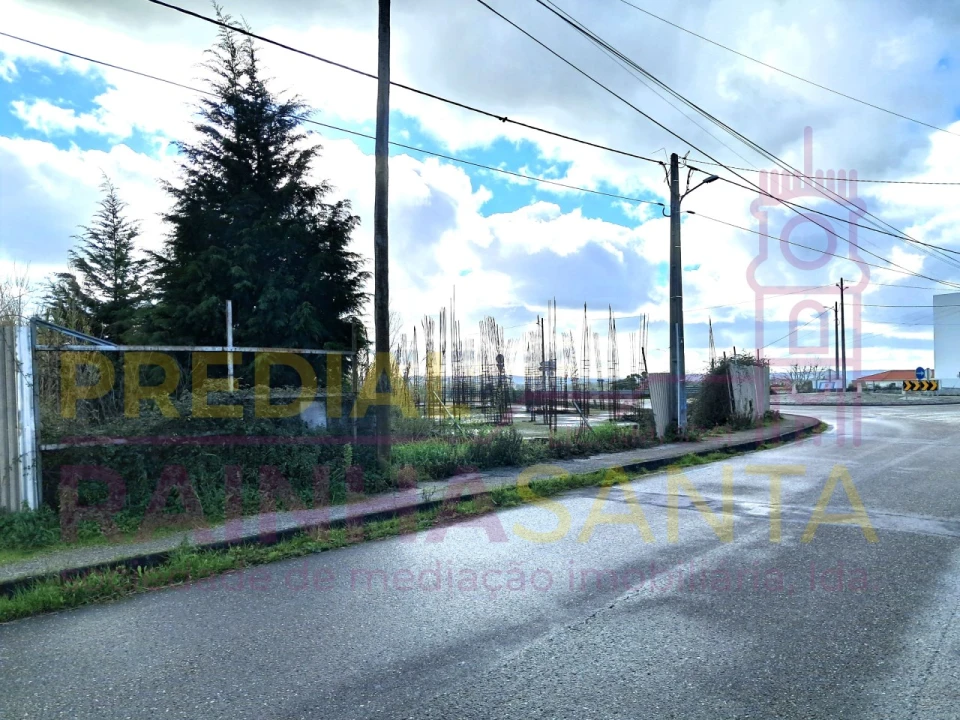 Terreno para Venda em Cernache Foto 2