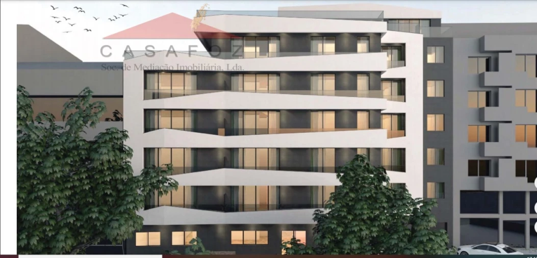 Terreno para Venda em Campanhã Foto 1