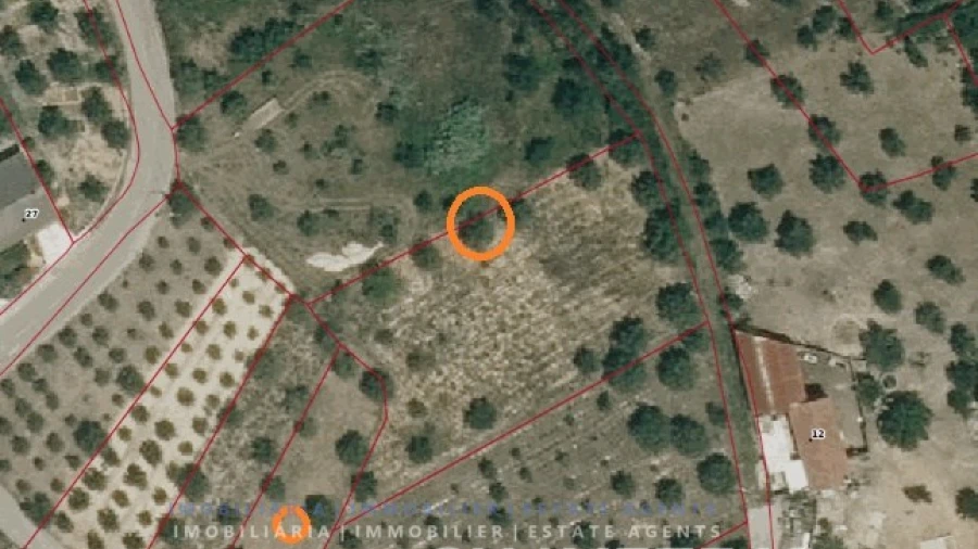 Terreno para Venda em Gondemaria e Olival