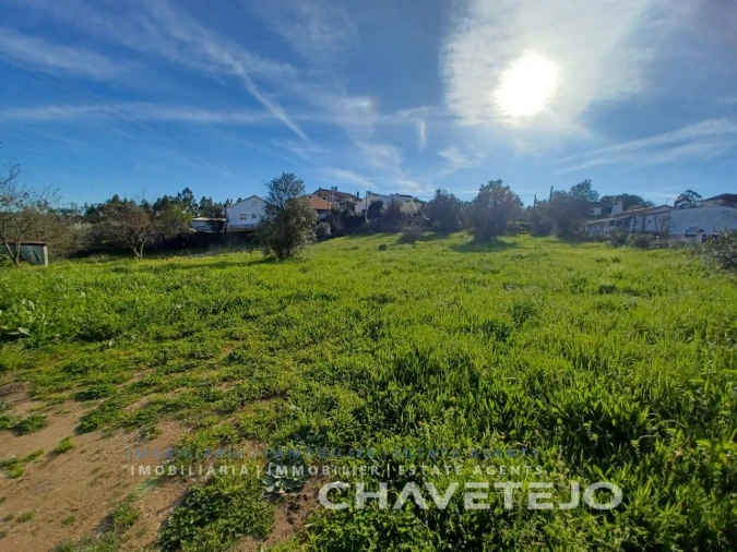 Terreno para Venda em Serra e Junceira