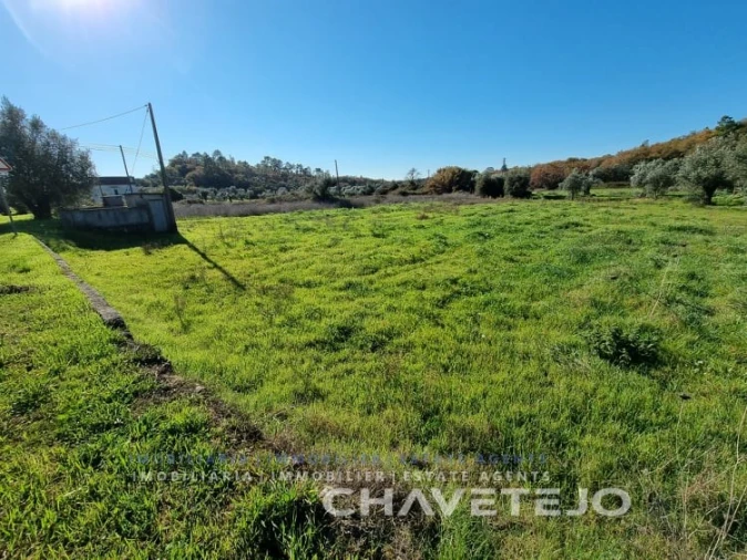 Terreno para Venda em Areias e Pias Foto 2